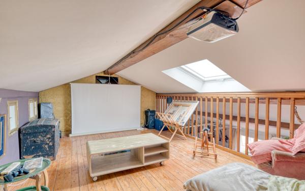 Appartement à vendre    6 pièces • 136,90 m2 Caluire-et-Cuire