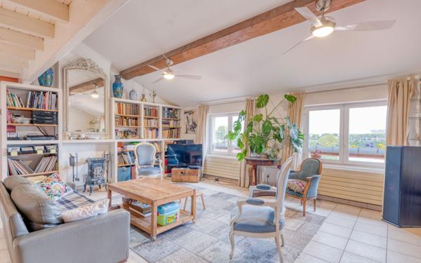 Appartement à vendre    6 pièces • 136,90 m2 Caluire-et-Cuire