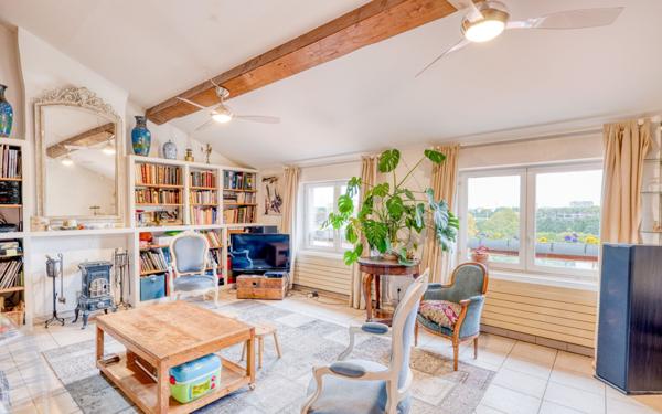 Appartement à vendre    6 pièces • 136,90 m2 Caluire-et-Cuire