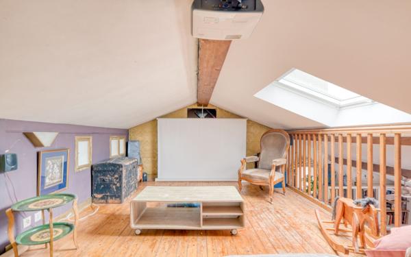 Appartement à vendre    6 pièces • 136,90 m2 Caluire-et-Cuire