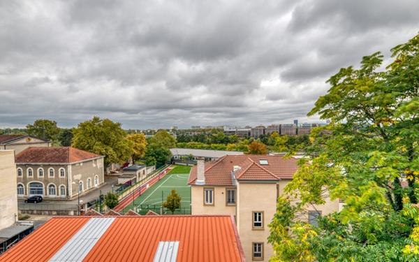 Appartement à vendre    6 pièces • 136,90 m2 Caluire-et-Cuire