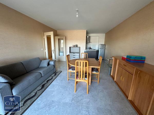 Appartement à louer 2 pièces 53.8m²