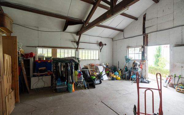 Maison à vendre    1 pièce •  Biscarrosse