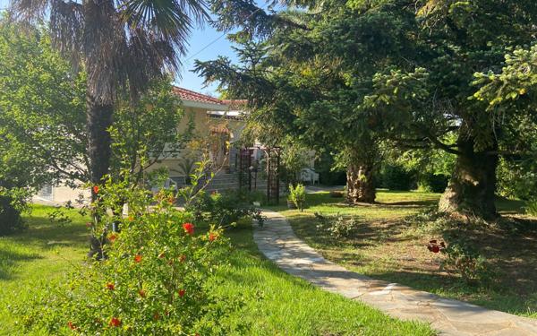 Maison à vendre    6 pièces • 138 m2 Lahonce