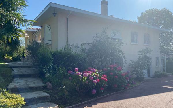 Maison à vendre    6 pièces • 138 m2 Lahonce