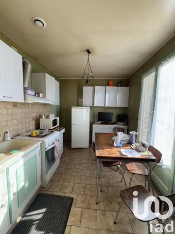 Maison à vendre 5 pièces 102 m² Saint-Germain-du-Puy