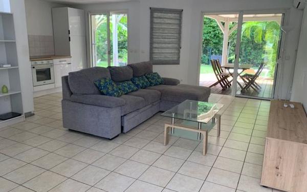 Maison à vendre    4 pièces • 81,60 m2 Sainte-Rose