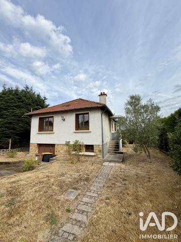 Location maison 3 pièces 68 m² Vierzon