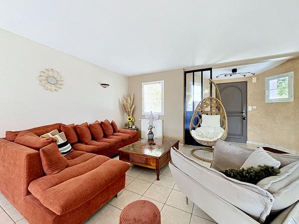 Maison sur sous-sol avec accès plain-pied 4 pièces à vendre à Doix les Fontaines - 267000€