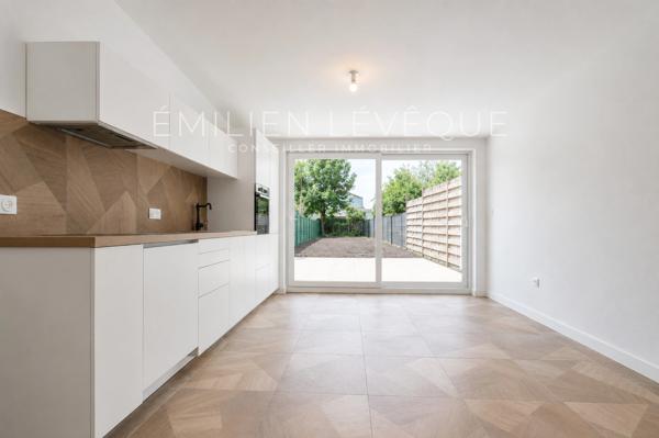 Maison à vendre - 4 Chambres de 126m2 à LOOS