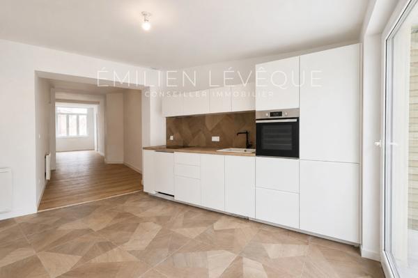 Maison à vendre - 4 Chambres de 126m2 à LOOS