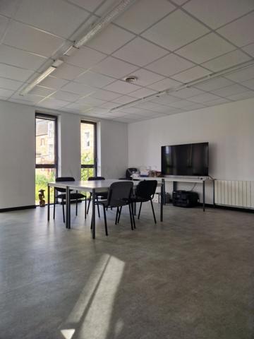 Local/bureau à louer GUINGAMP (22)
