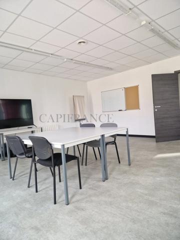 Local/bureau à louer GUINGAMP (22)