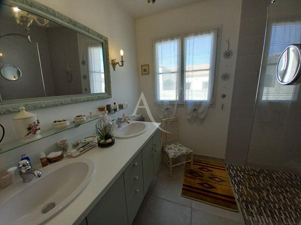 Maison 4 pièce(s) 120 m2