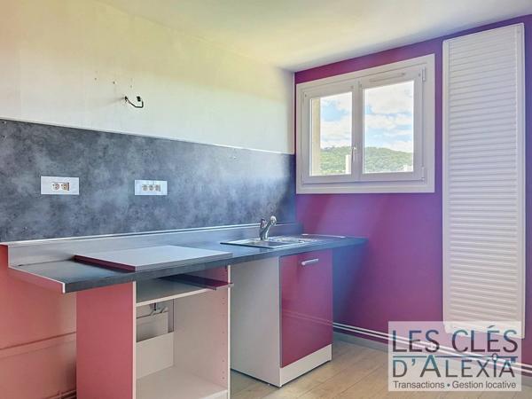 Appartement T3  Givors Canal