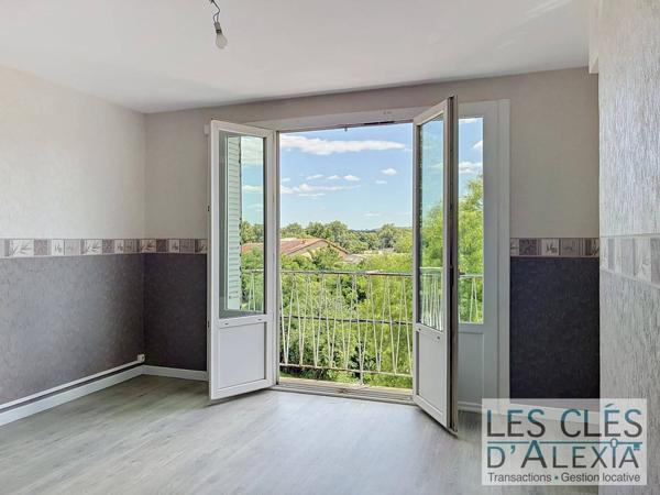 Appartement T3  Givors Canal