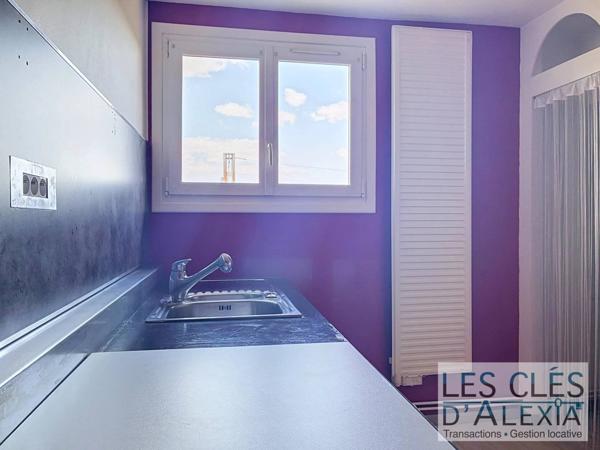 Appartement T3  Givors Canal