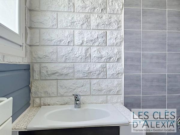 Appartement T3  Givors Canal