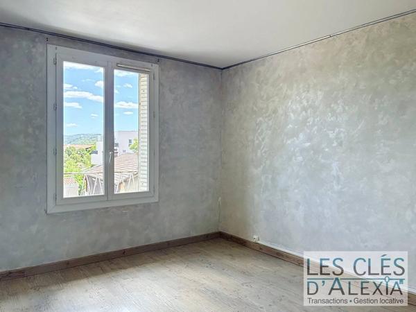 Appartement T3  Givors Canal