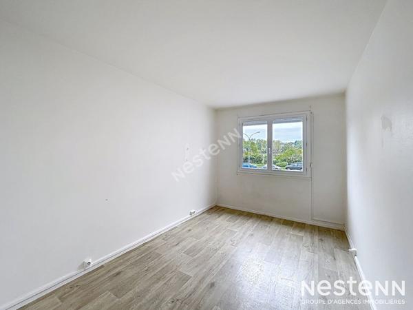 Centre ville Saint-Fargeau-Ponthierry - Appartement 2 chambres avec BALCON, CAVE et BOX à deux pas de toutes les commodités