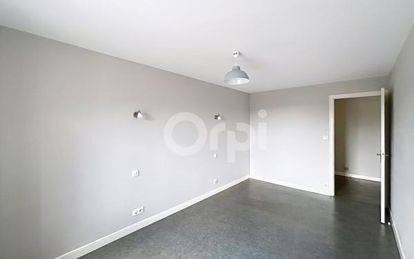 Appartement à louer    3 pièces •  Chavagnac