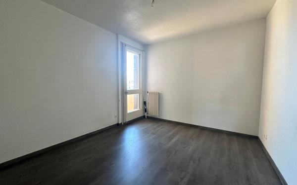 Appartement à louer    4 pièces •  Perpignan