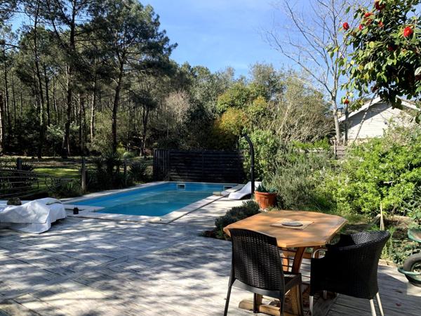 Maison de charme, bordure de forêt, proche du lac