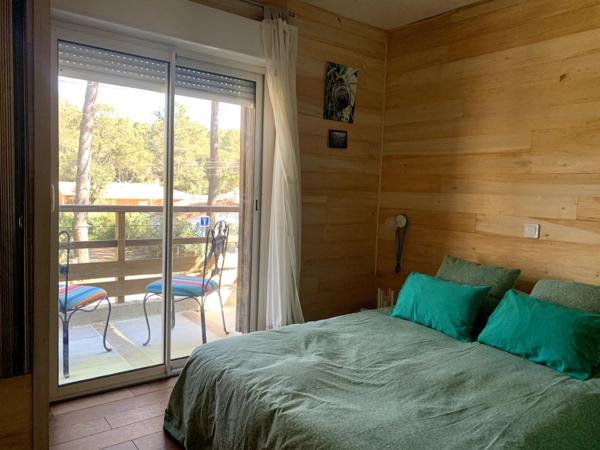 Maison de charme, bordure de forêt, proche du lac