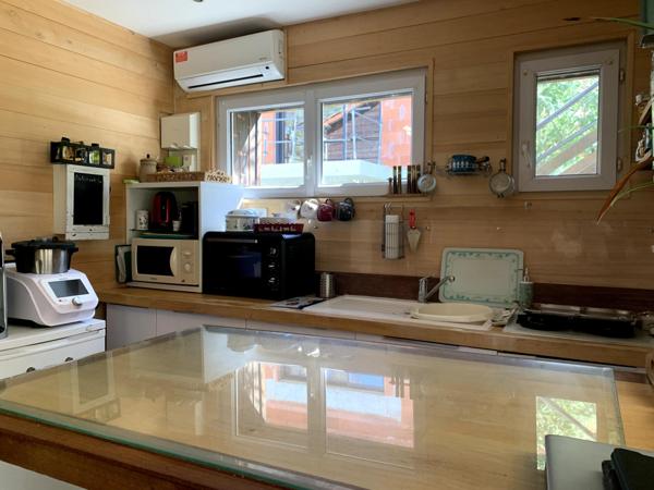 Maison de charme, bordure de forêt, proche du lac