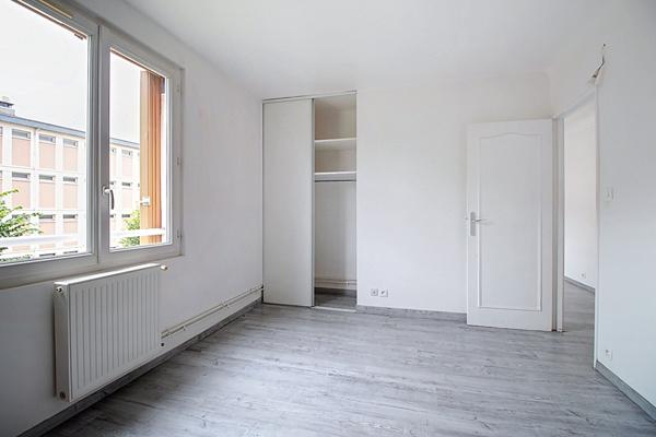 APPARTEMENT RUEIL-MALMAISON MAZURIERES 3 PIECES 2 CHAMBRES DPE D, AVEC BOX.