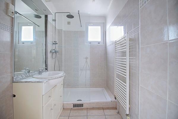 APPARTEMENT RUEIL-MALMAISON MAZURIERES 3 PIECES 2 CHAMBRES DPE D, AVEC BOX.