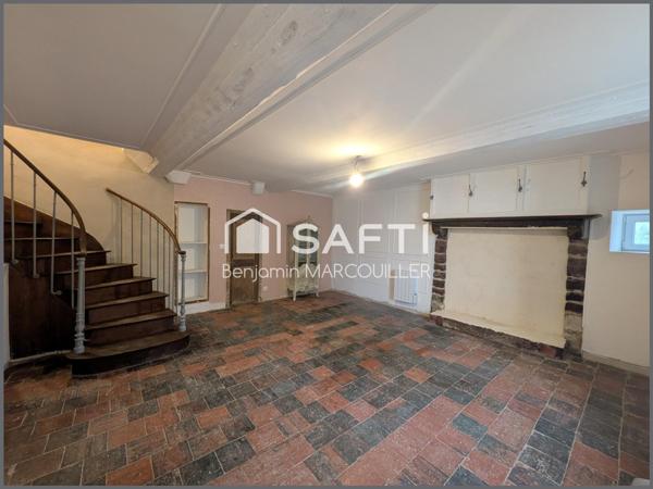 Safti-Benjamin Marcouiller vous propose : Maison 6 pièces.