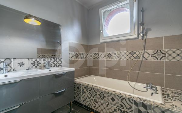 Maison à vendre    5 pièces • 106 m2 Boissy-Saint-Léger