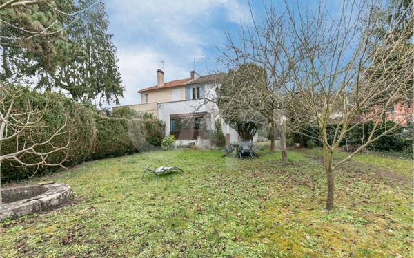 Maison à vendre    5 pièces • 106 m2 Boissy-Saint-Léger