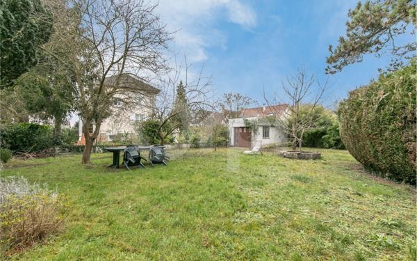 Maison à vendre    5 pièces • 106 m2 Boissy-Saint-Léger