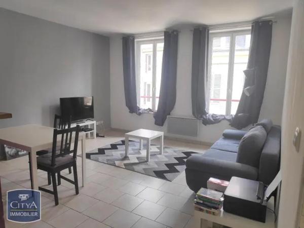 Appartement à louer 2 pièces 57.4m² Laon (02000)
