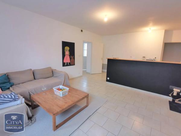 Appartement à louer 2 pièces 57.4m² Laon (02000)
