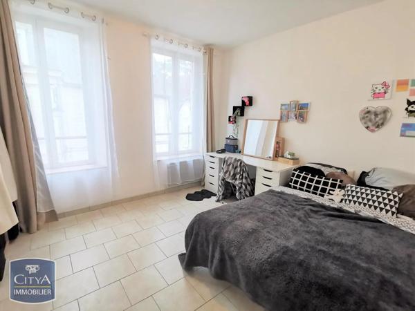 Appartement à louer 2 pièces 57.4m² Laon (02000)