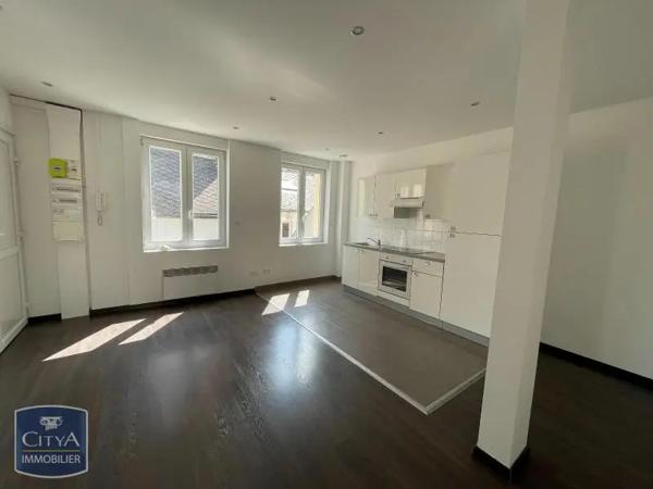 Appartement à louer 2 pièces 37.2m² Cambrai (59400)