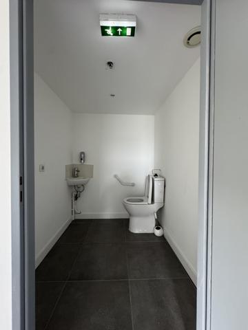 Saint-Loubès (33450) Local commercial de 15m2 avec parking