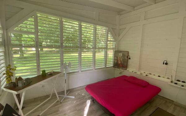 Maison à vendre    2 pièces •  Rivière-Pilote