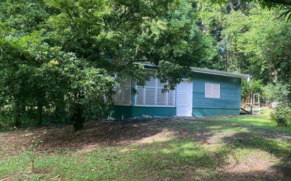 Maison à vendre    2 pièces •  Rivière-Pilote