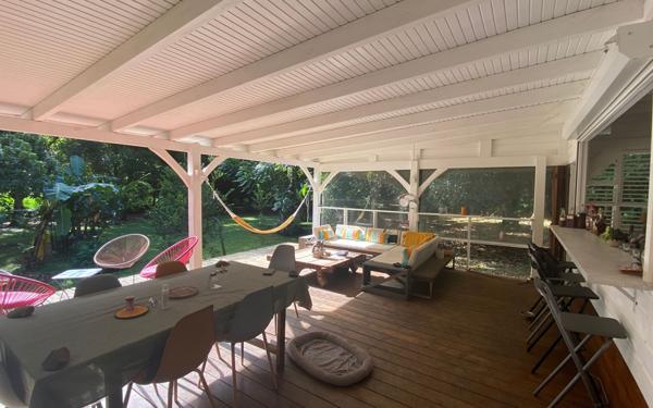 Maison à vendre    2 pièces •  Rivière-Pilote