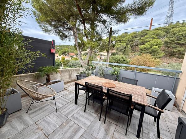 EXCLUSIVITE - Septèmes les Vallons - Maison T4  et 2 logements indépendants /  Investissement locatif