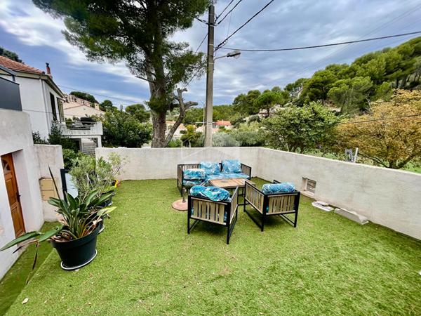 EXCLUSIVITE - Septèmes les Vallons - Maison T4  et 2 logements indépendants /  Investissement locatif