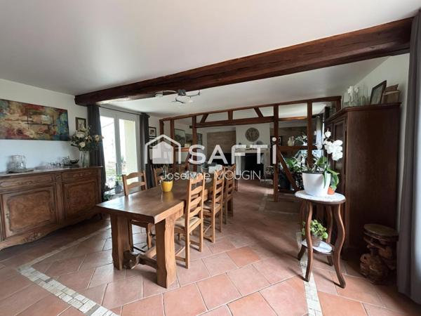 Maison principale avec jardin plus maison pour étudiants