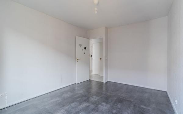 Appartement à vendre    2 pièces • 48 m2 Rosny-sous-Bois