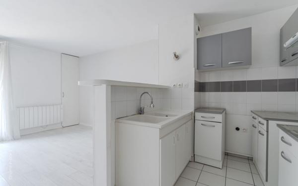Appartement à vendre    2 pièces • 48 m2 Rosny-sous-Bois
