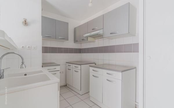 Appartement à vendre    2 pièces • 48 m2 Rosny-sous-Bois