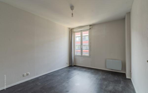 Appartement à vendre    2 pièces • 48 m2 Rosny-sous-Bois